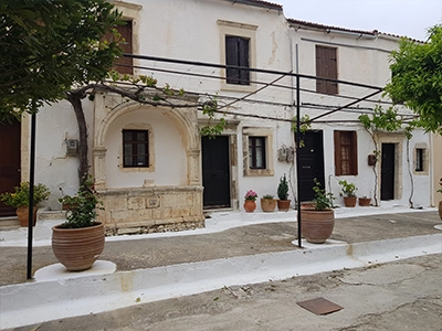 arkadi-monastery-crete-mountains-view